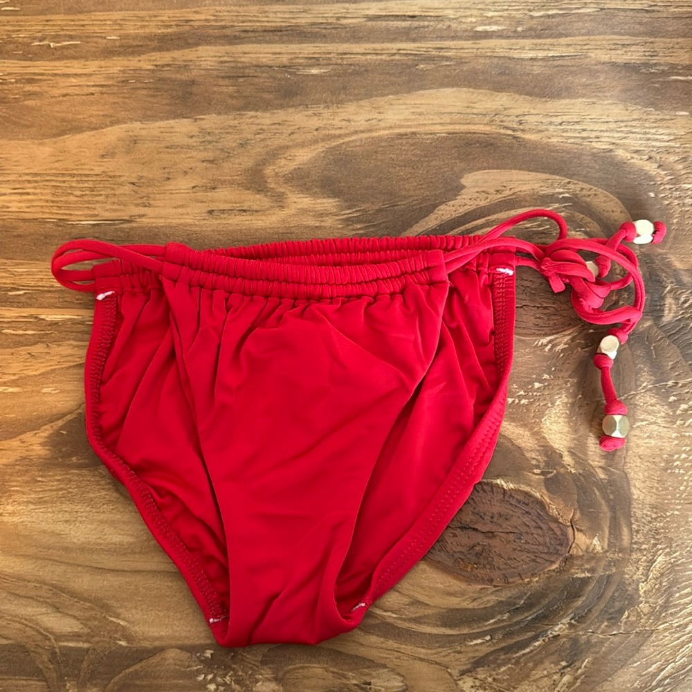 Paula Hermanny bikini bottom